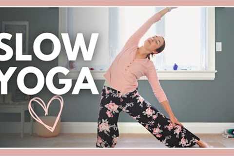 30 min Deep Stretch Yoga - SLOW & MELLOW