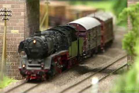 Fantastic Steam Locomotive Model Railway Layout in HO Scale