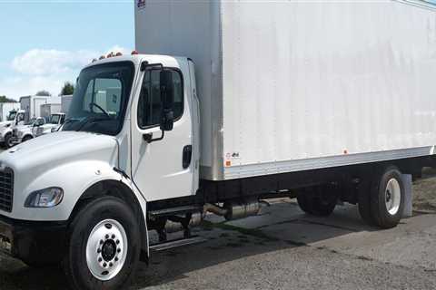 How much weight can a 26 ft box truck carry?