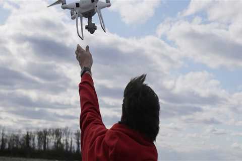 What You Need to Know Before Taking Photos Over Airports with a Drone