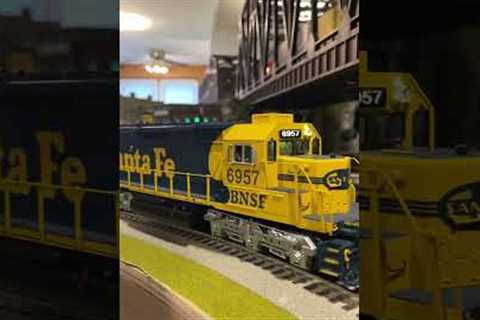 Modern or steam? What’s your favorite era to model? #modeltrains #trains  #modeltrainlayout