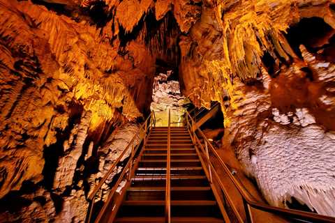 Frozen Niagara Tour in Mammoth Cave National Park