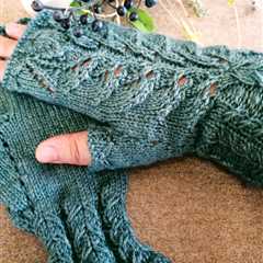 Knit a Pair of ‘Tree of Life Mitts’ Designed By Lauren of Stitch Whisper Designs – They’re Cute!
