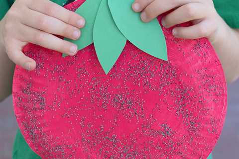 Preschool Paper Plate Strawberry Craft