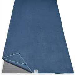 Gaiam Yoga Towel Review: Keeps You Steady!