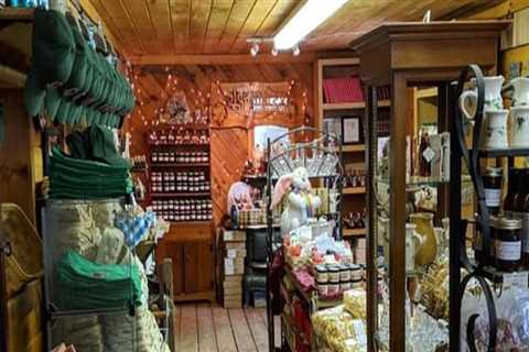 Your Ultimate Guide to Antique Shops in Belknap County, New Hampshire: Embracing Online Shopping